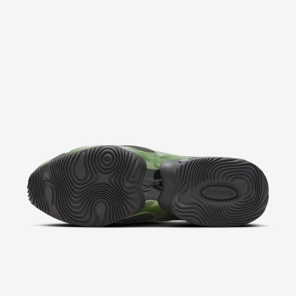 Women's Nike Air Max Muse 'Metallic Oil Green' - Picture 10 of 16